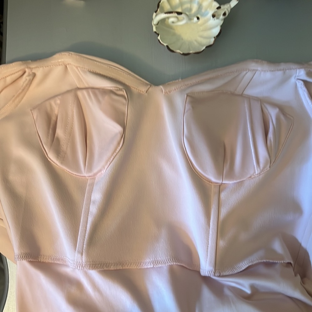 Calvin Klein off the shoulder formal dress; sz. 6 - Picture 9 of 13